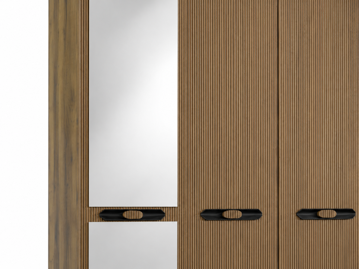Kaplan Kleiderschrank