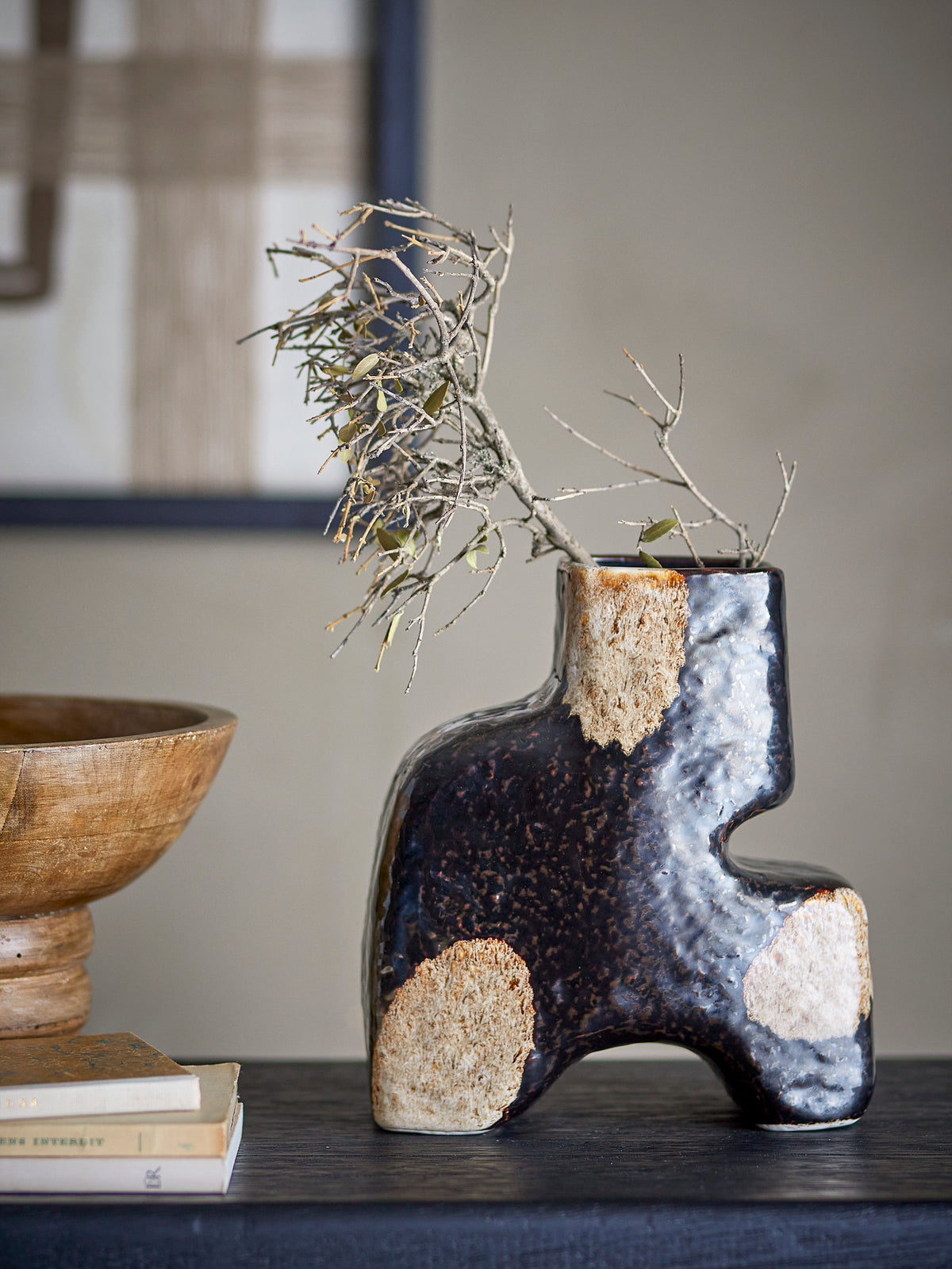 Ollia Vase – Schwarz, Steingut