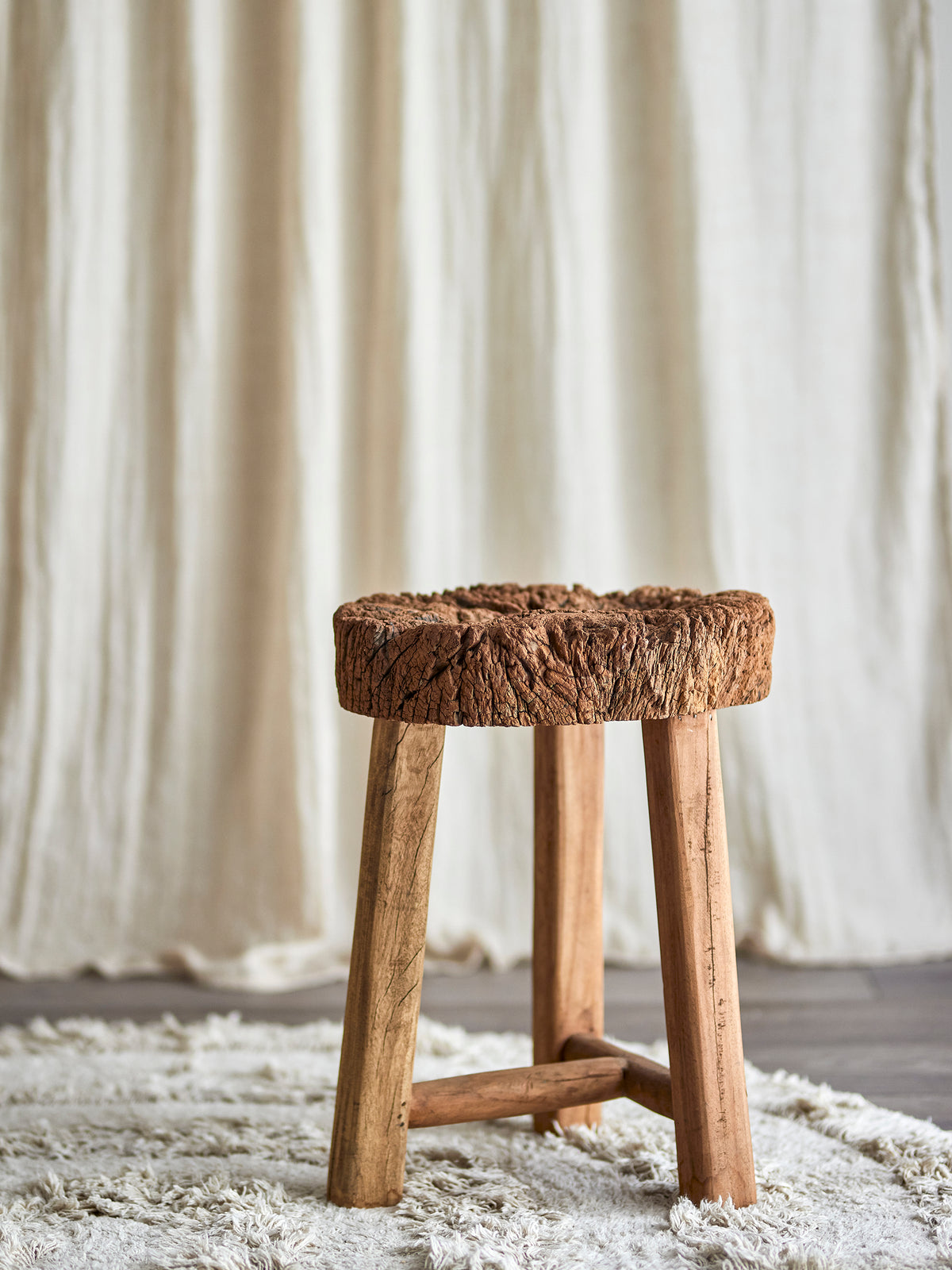 Delray Hocker – Natur, Recyceltes Holz