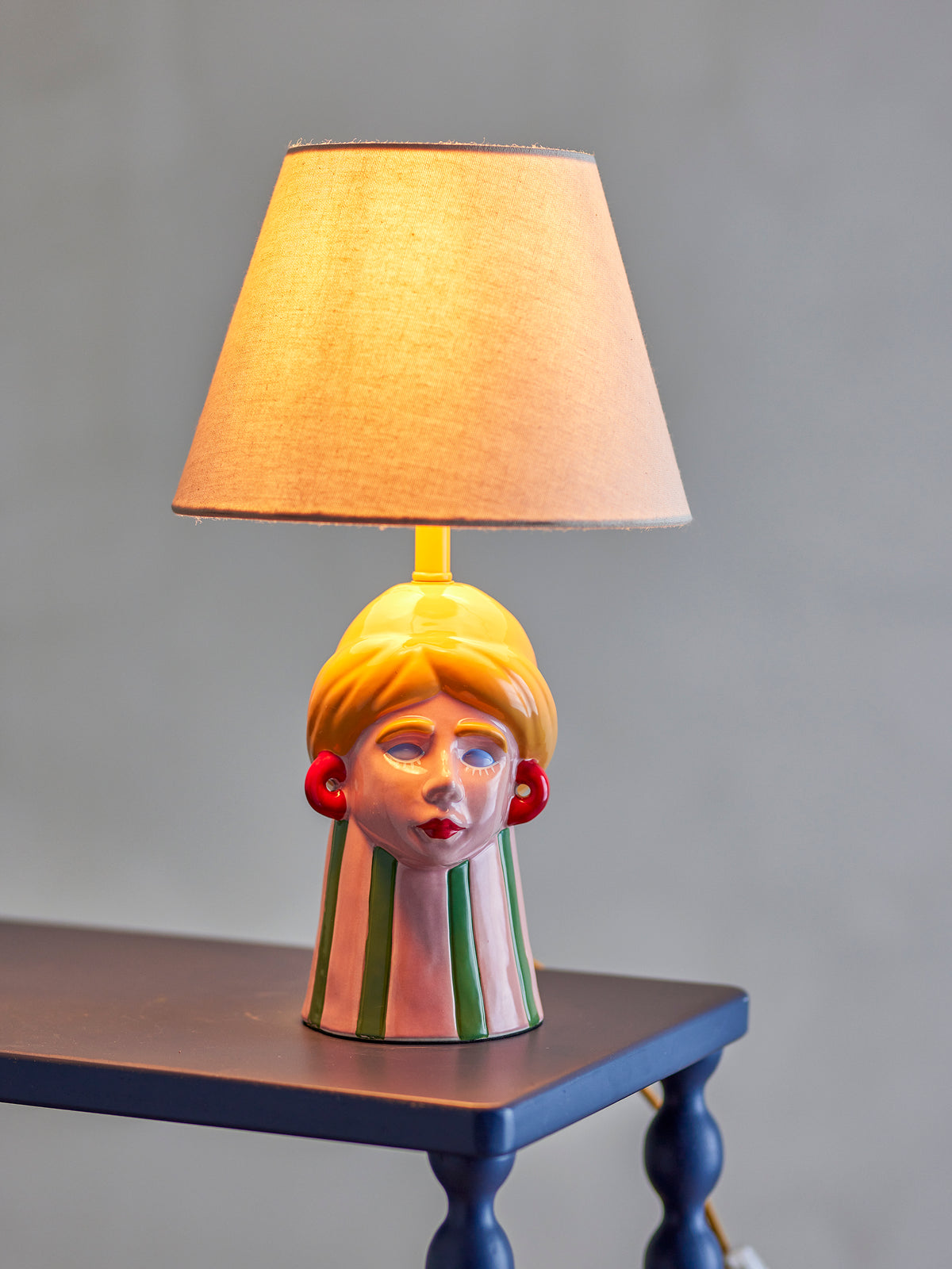 Miss Jody Tischlampe – Bunt, Steingut