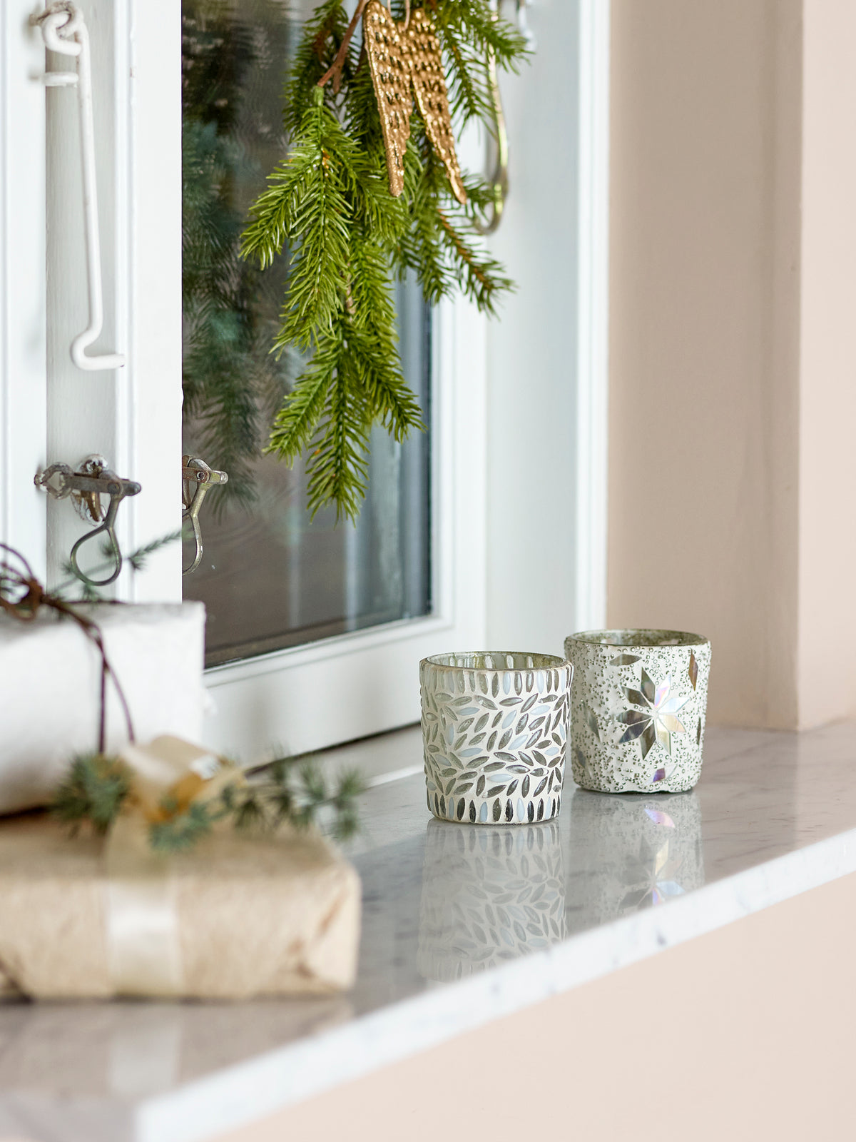 Myr Teelichthalter – Weiss, Glas