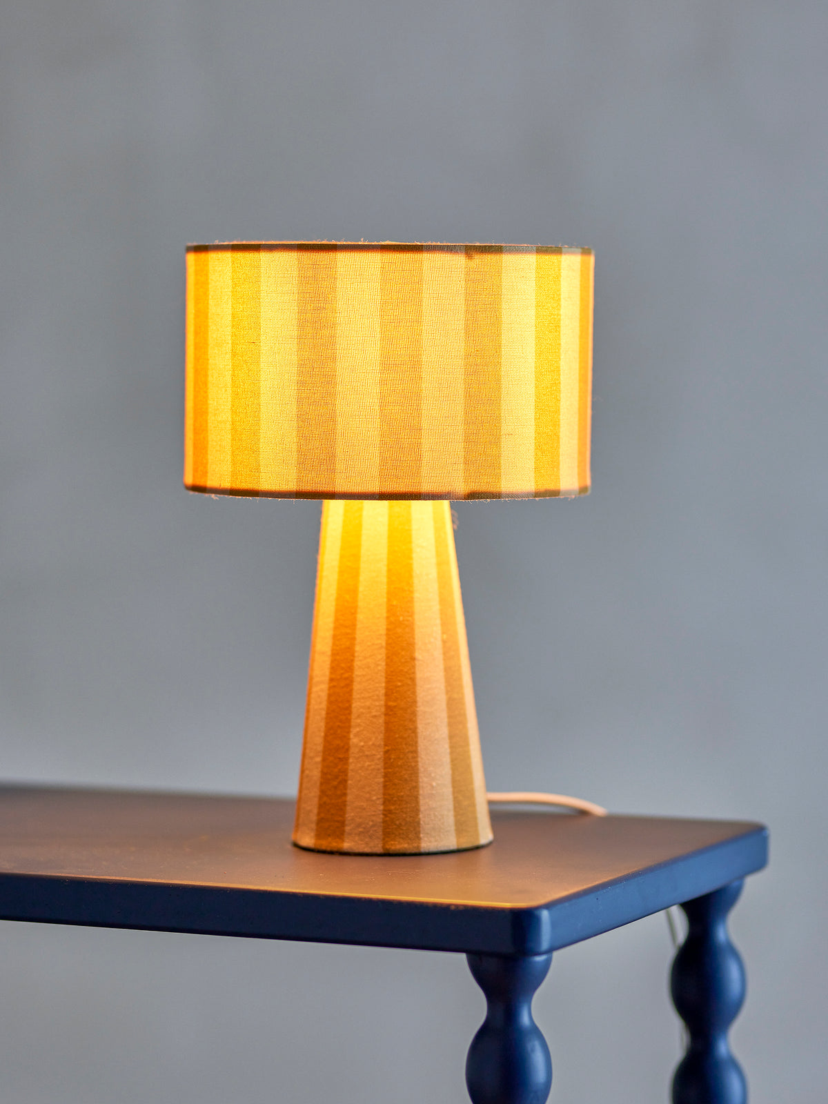 Emmie Tischlampe – Gelb, Leinen