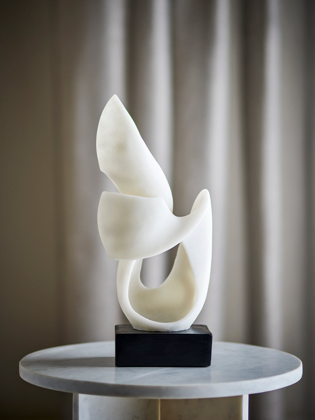 Alistair Dekoobjekt – Weiss, Polyresin